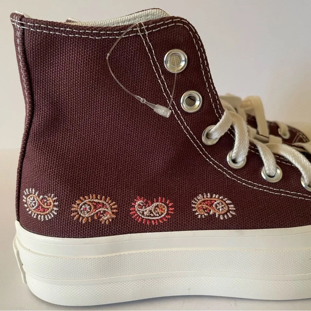 Converse Chuck Taylor All Star Lift Platform Crafted Evolution Size 6 US